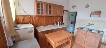 Füzérkomlós 2a1/2 izbový vidiecky dom s veľkou záhradou a st - 5