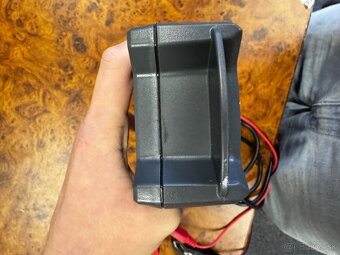 Predam nabíjačku Bosch C1 - 5