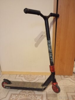 Predám freestyle kolobežku Oxelo - 5