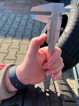 Predam pneu PIRELLI P Zero 245/45 R18 100Y - 5