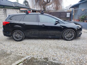 Ford Focus Kombi 1.5 TDCi ST Line - 5