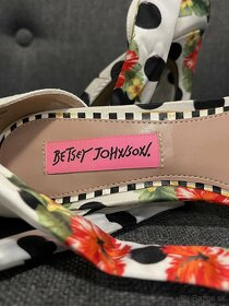 Dámske sandále Betsey Johnson Hartley - 5