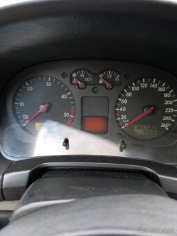 Predám Vw golf 4 ,1.9 TDI ,85 kw,6 rýchlostný - 5