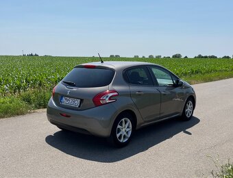 Peugeot 208 1.4 HDI Style - 5