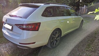 Skoda Superb Sportline - 5