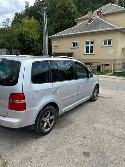Volkswagen Touran 2.0 TDI, 77 kW, r.v. 2006, automat – Žilin - 5