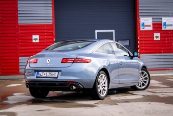 Renault Laguna Coupé 3.0DCi V6 2010 AT/6 - 5