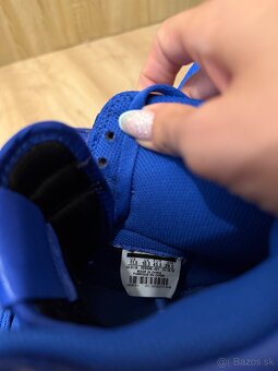 Air Jordan 1 - 5
