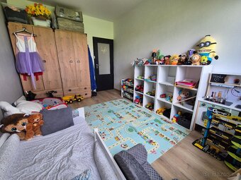 REZERVOVANÉ - 3-izbový byt s loggiou, Západ 1, SNV - 5