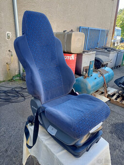 MAN TGA - TGX - TGS sedačka spolujezdce - 5