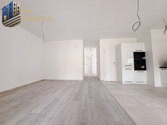 Priestranné novostavby 4-izbových rodinných domov v meste Ša - 5