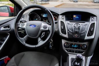 Ford Focus Kombi 1.6 - 5