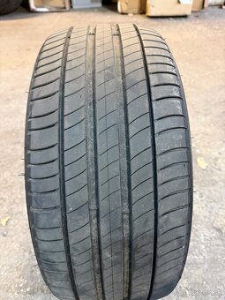 245/40 r19 - 5