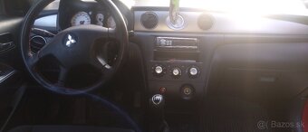 Mitsubishi Outlander 4x4 - 5