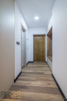 EXKLUZÍVNE: Kompletne zrekonštruovaný 2- izbový byt - 5