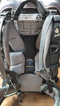 Turistický nosič Deuter Kid Comfort 3 - 5