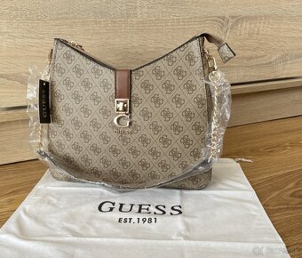 Kabelka Guess Zamira Quattro G - 5