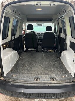 VW Caddy - 5