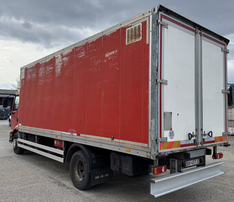 Predám nákladné vozidlo RENAULT MIDLUM 220.16/C - 5