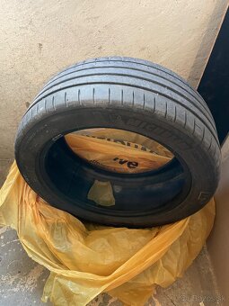 235/45 R17 - 5