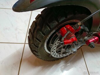 Predaj kolobežky Kugoo Kirin M4 Pro (iba 240 km) - 5