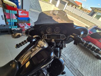 Harley Davidson FLHTK Elektra glide 2010 - 5