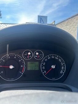 Ford Fiesta - 5