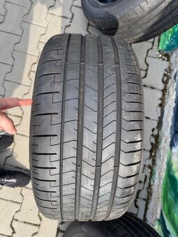 Predám Pneu Pirelli Pzero 245/45 r19 , 275/40 r19 - 5
