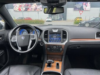 Lancia Thema (Chrysler 300C) benzín + LPG - 5