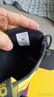 Lezečky La Sportiva Katana Laces Yellow/Black 42 - 5