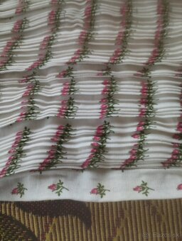 Kroje, šatky, vizitky, opľičata - 5