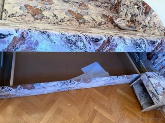 Manželská posteľ_čalúnená - 5