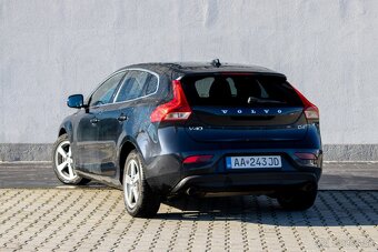 Volvo V40 D4 2.0L Drive-E Momentum - 5