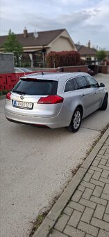 Opel Insignia 2,0 CDTi 96KW SPORTS TOURER - 5