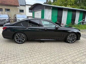 BMW Rad 7 730d xDrive A/T - 5
