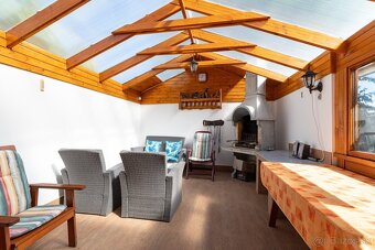 NA PREDAJ 4 IZBOVÝ RODINNÝ DOM S KRÁSNYM POZEMKOM | OBEC KEC - 5
