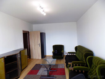 Pekný 3-izbový byt s 2 logiami, Rosná ulica, širšie centrum - 5
