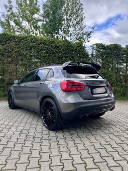 Mercedes GLA 220 CDI 4-matic - 5