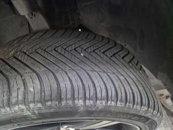 Volvo R20 275/40 elektrony hankook celoročne - 5