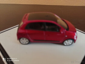 zberateľský model auta Renault Twingo 2013 1:43 , 1/43 - 5