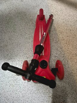 Predám detskú kolobežku Ferrari - 5