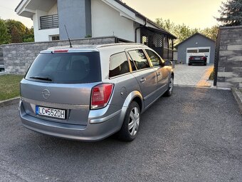 Opel Astra Combi - 5