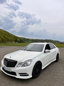 Mercedes-Benz E 350 CDI Avantgarde 170 kW - 5
