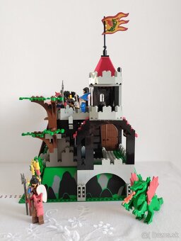 LEGO Castle 6082 Fire Breathing Fortress - 5