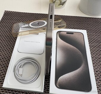 IPhone 15 Pro Max 256GB Natural Titanium - 5