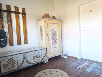 JEDINEČNÁ PONUKA NÁDHERNÁ CHALUPA /RD/ VKUSNE ZARIADENÁ V R - 5