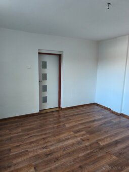 Rodinný dom Dvory nad Žitavou - 5