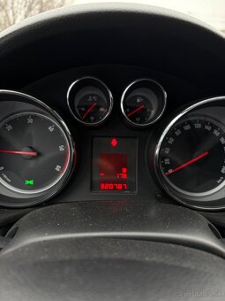 Predám Opel Insignia combi - 5