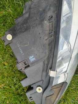 Predné halogénové svetlá Audi A4 B7 - 5