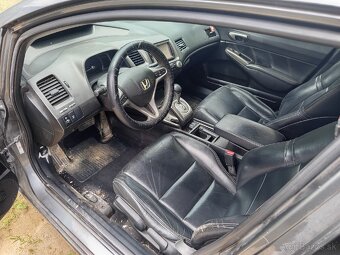 Honda Civic 8g sedan IMA - 5